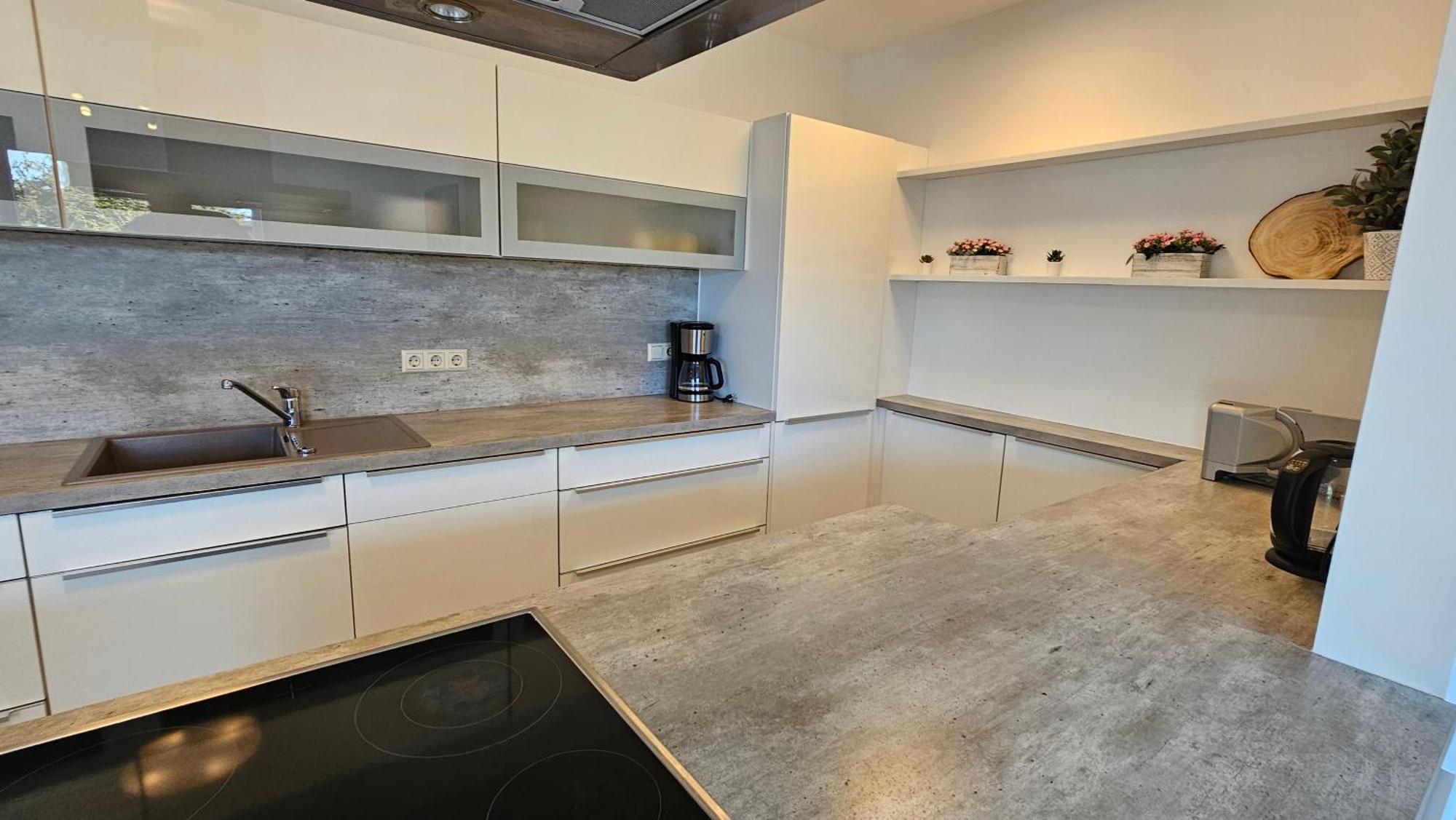 Sehr Schoenes Und Grosses Haus In Dresden - Partys Und Andere Feierlichkeiten Sind Wegen Eventueller Laermbelaestigung Nicht Gestattet ภายนอก รูปภาพ