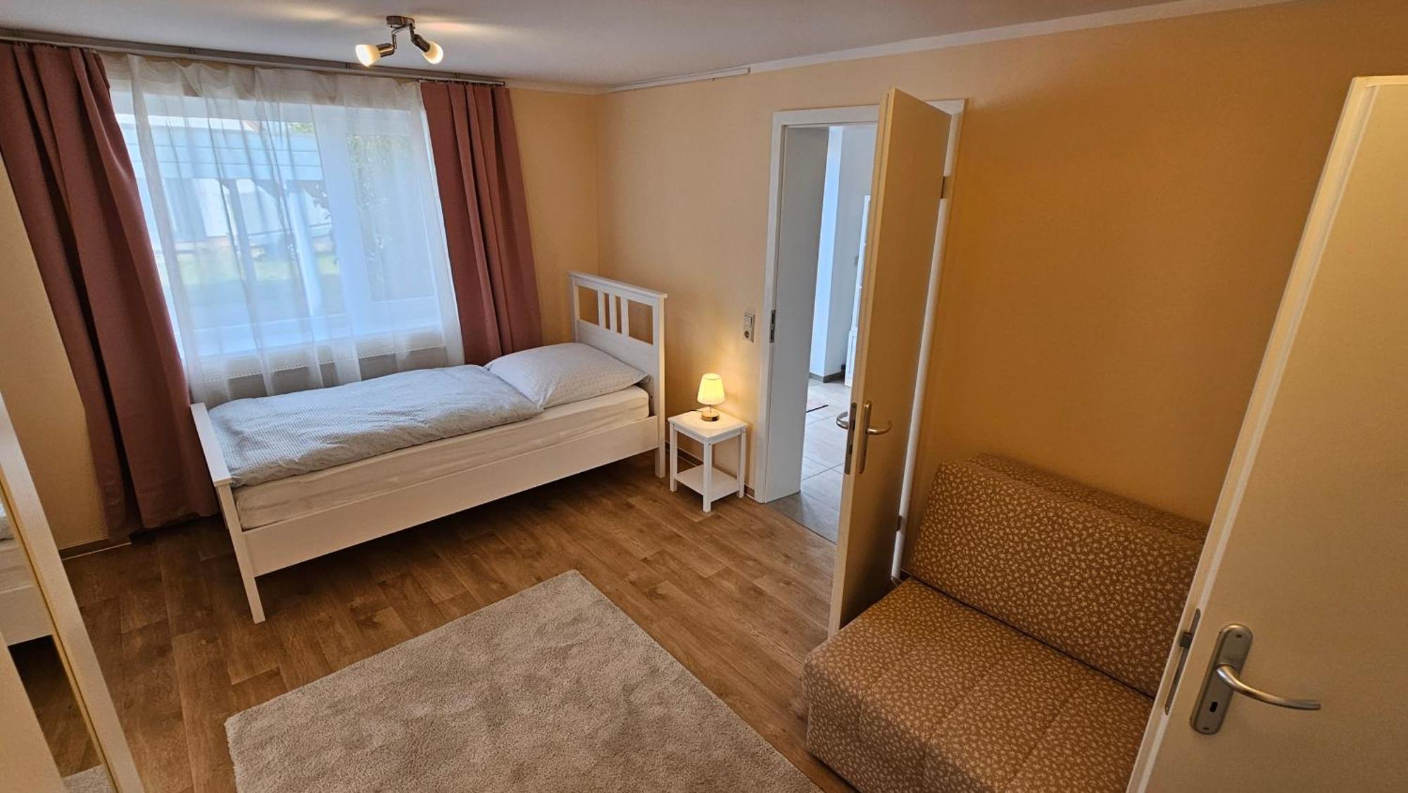 Sehr Schoenes Und Grosses Haus In Dresden - Partys Und Andere Feierlichkeiten Sind Wegen Eventueller Laermbelaestigung Nicht Gestattet ภายนอก รูปภาพ